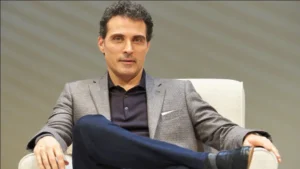 Rufus Sewell's Net Worth, Age, Height, Weight, Occupation, Career And More